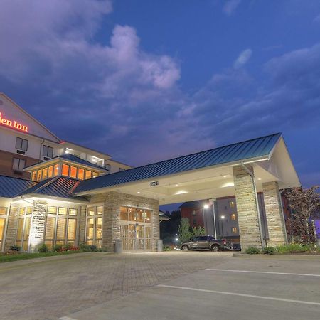 Hilton Garden Inn Pigeon Forge Bagian luar foto