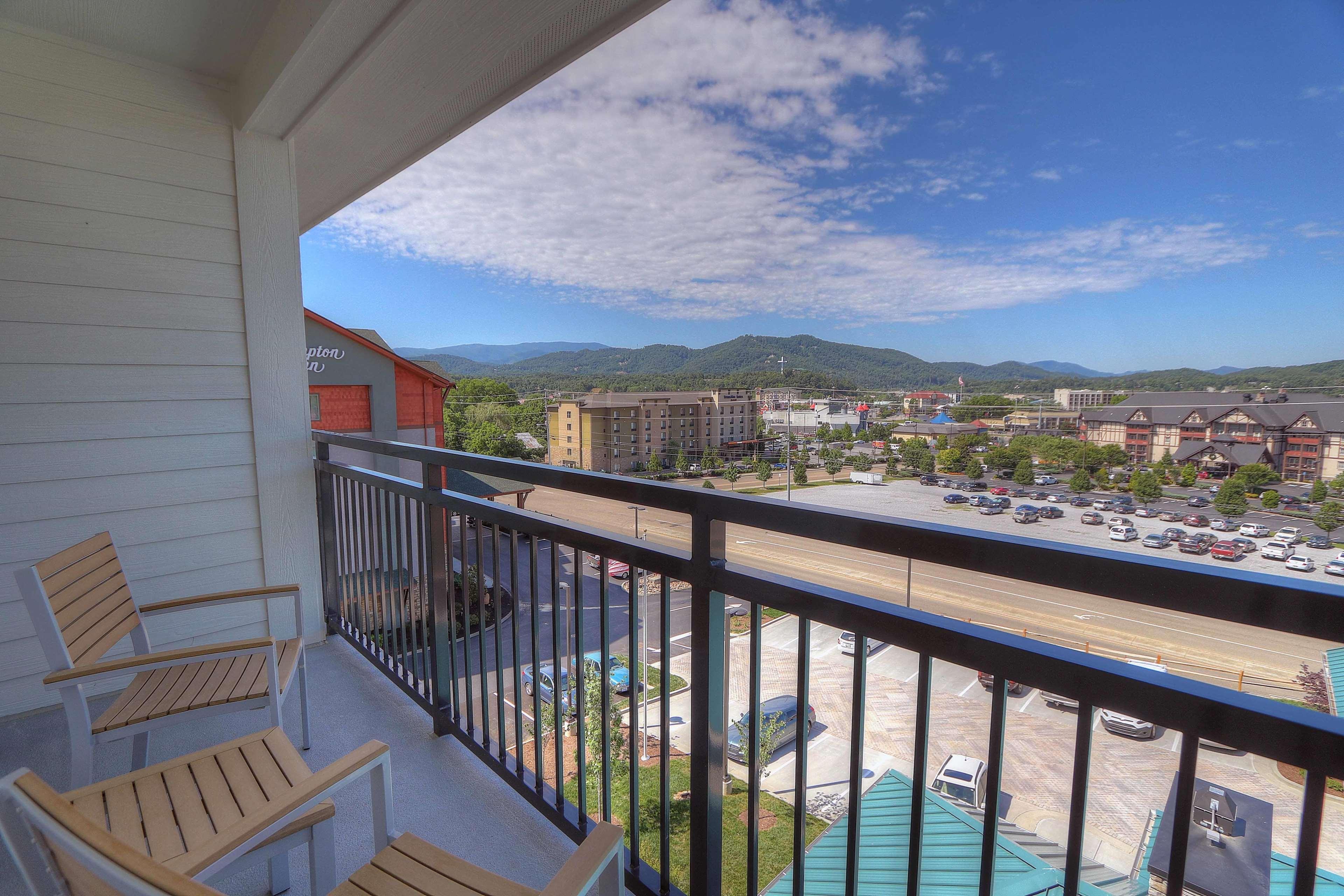 Hilton Garden Inn Pigeon Forge Bagian luar foto