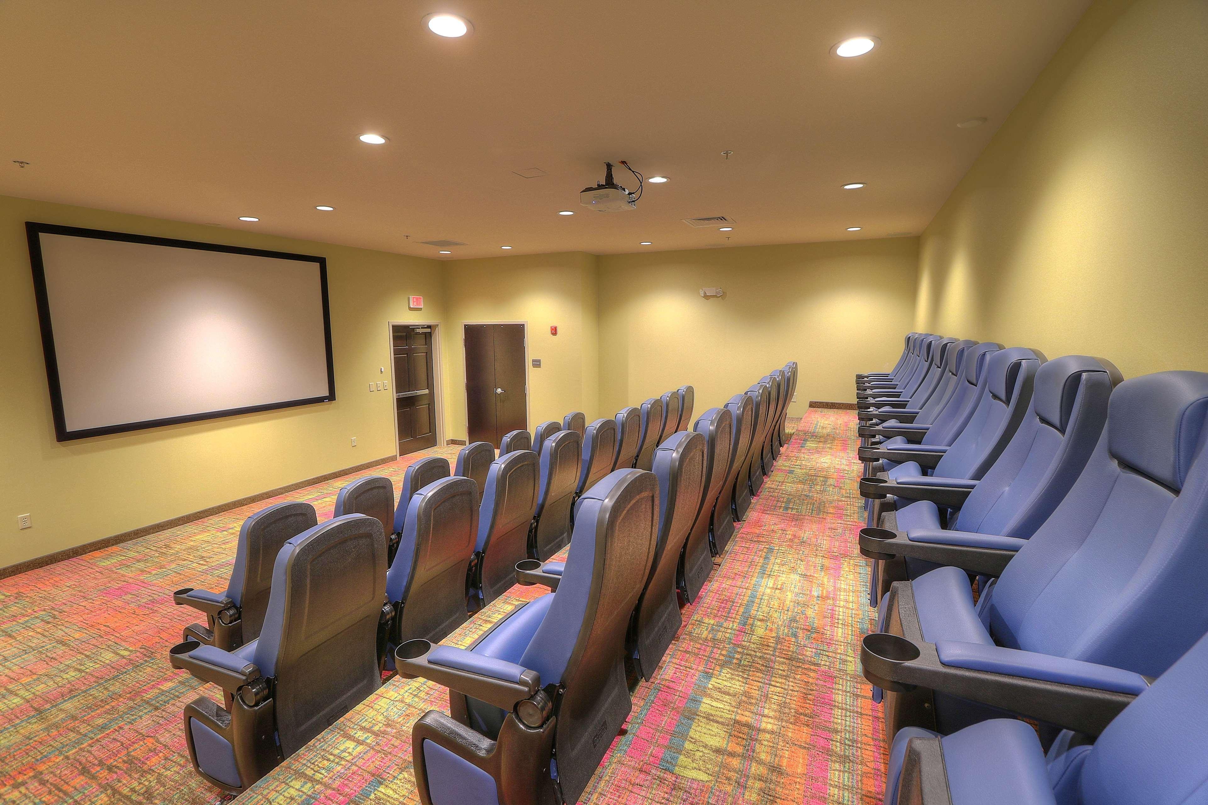 Hilton Garden Inn Pigeon Forge Bagian luar foto