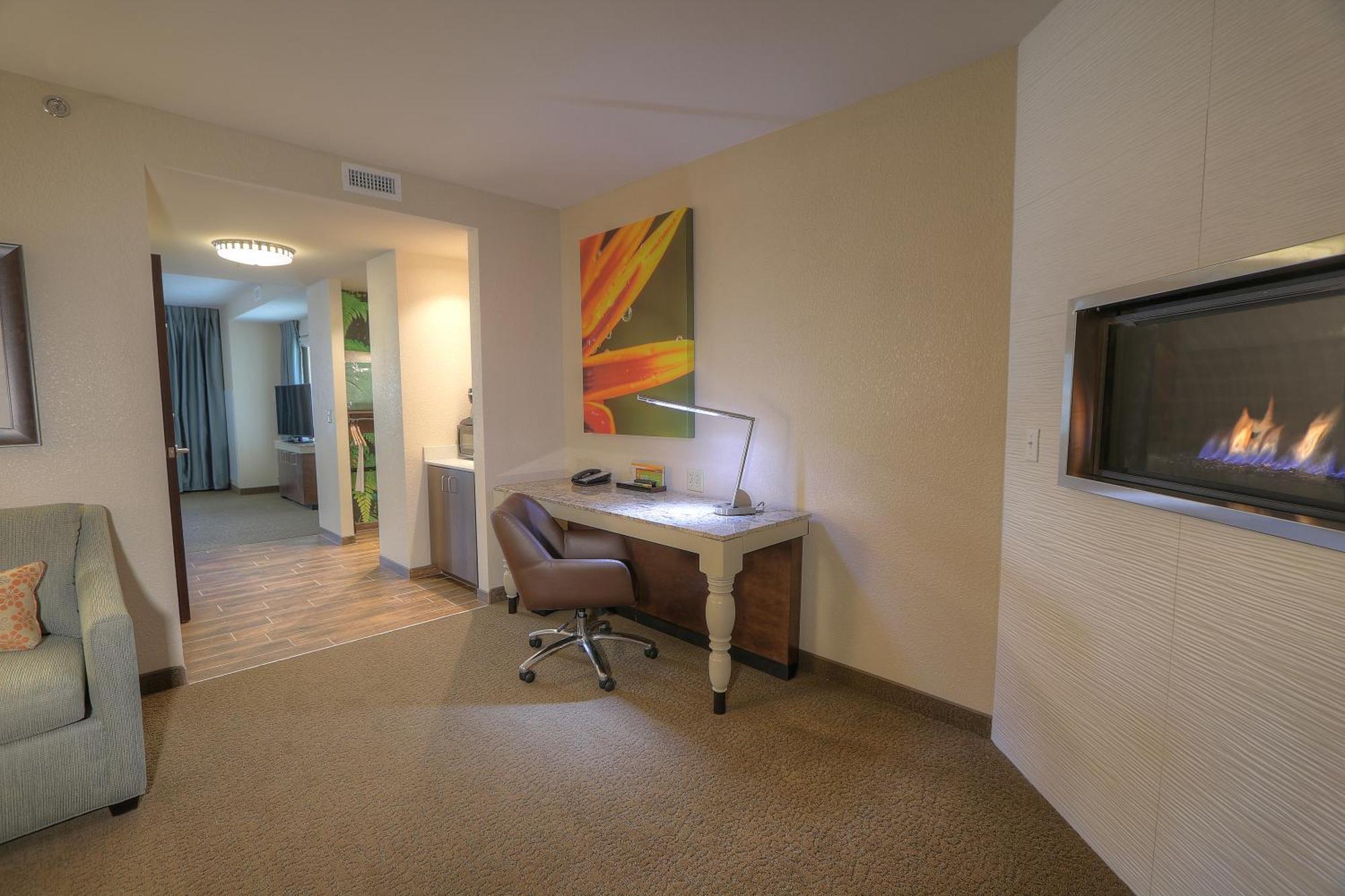 Hilton Garden Inn Pigeon Forge Bagian luar foto