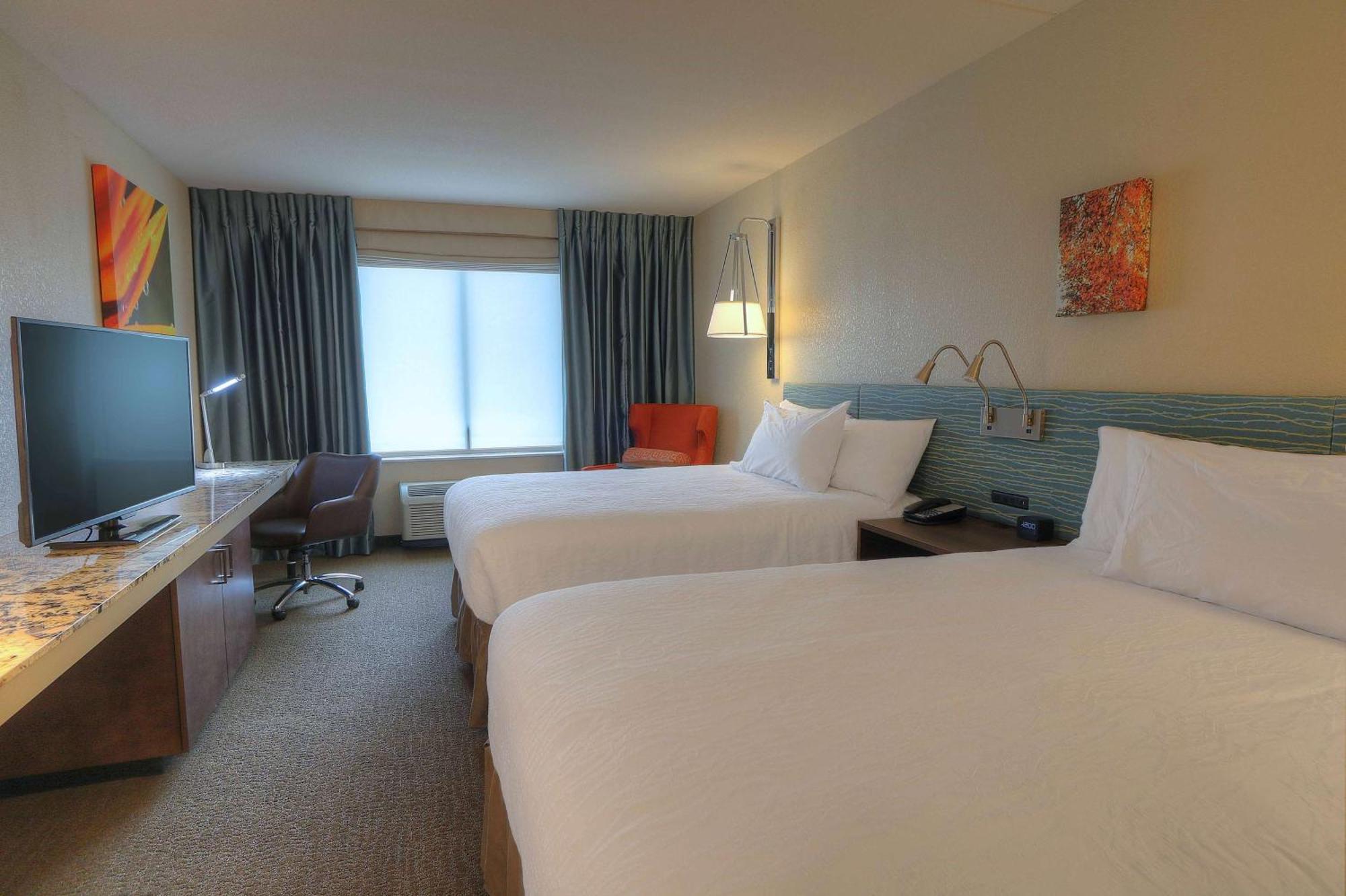 Hilton Garden Inn Pigeon Forge Bagian luar foto
