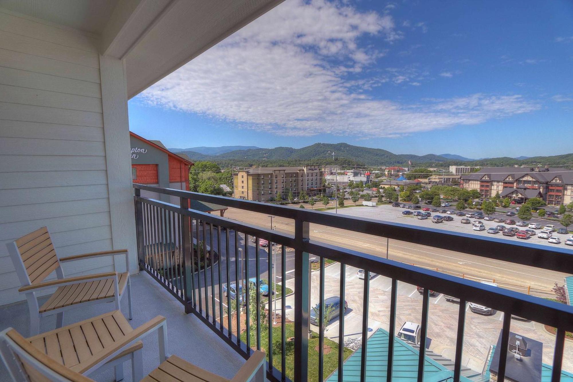 Hilton Garden Inn Pigeon Forge Bagian luar foto