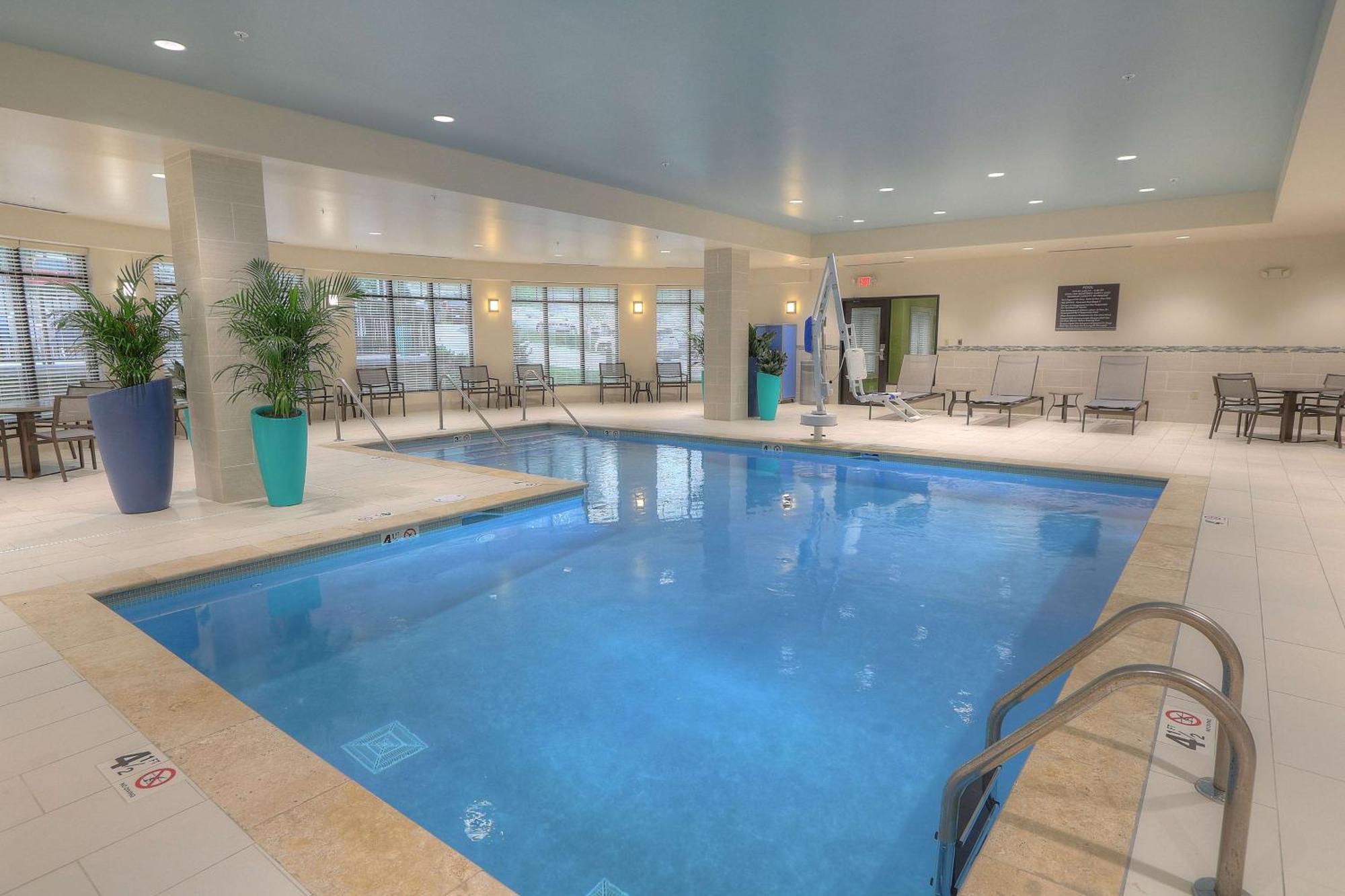 Hilton Garden Inn Pigeon Forge Bagian luar foto