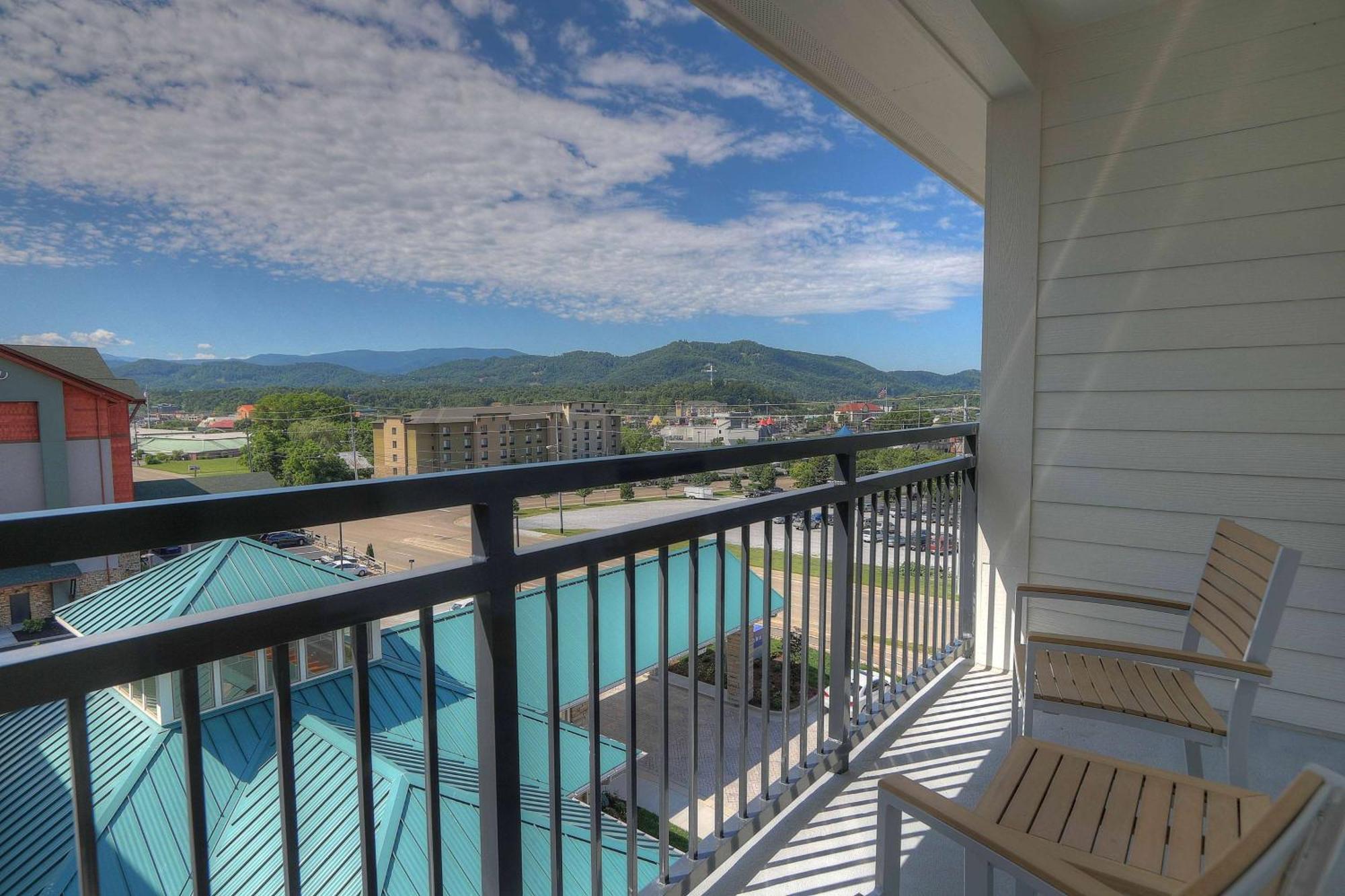 Hilton Garden Inn Pigeon Forge Bagian luar foto