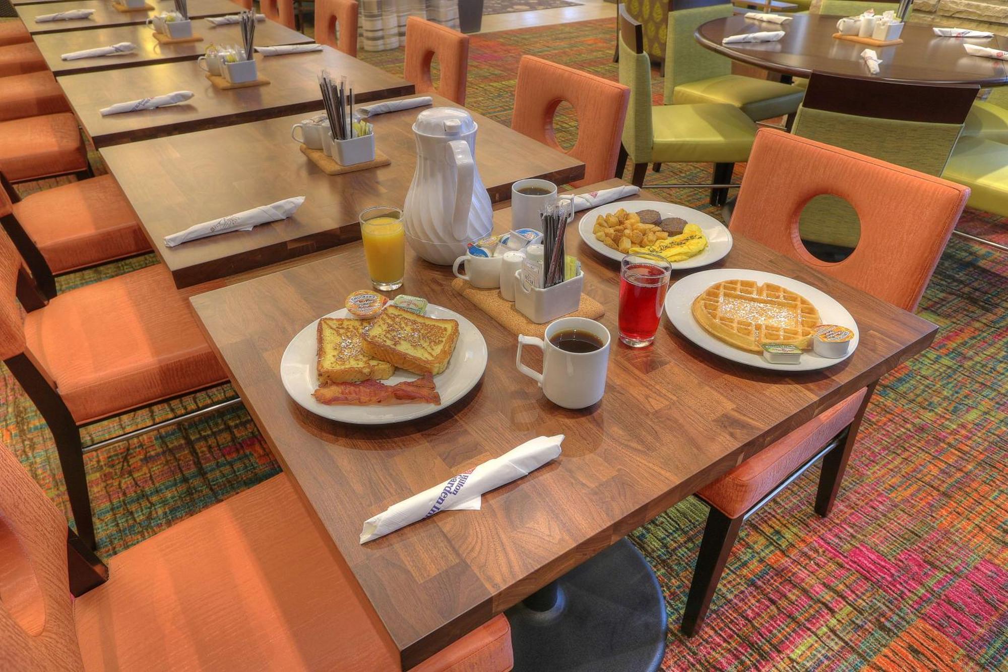 Hilton Garden Inn Pigeon Forge Bagian luar foto