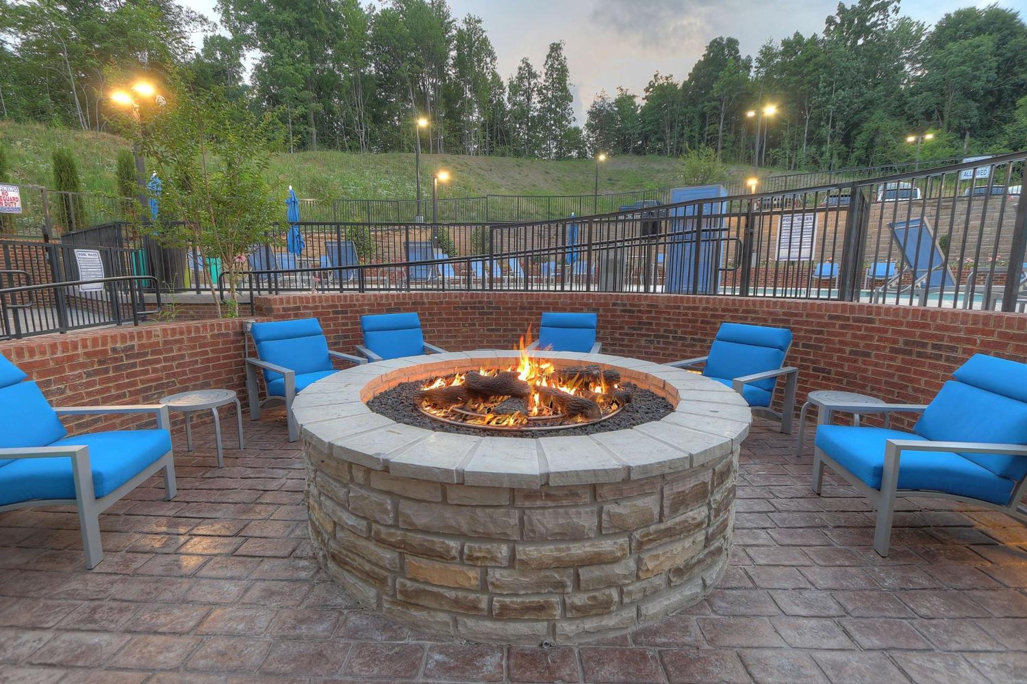 Hilton Garden Inn Pigeon Forge Bagian luar foto